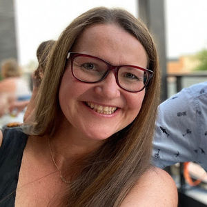 Meet your Posher, Sara